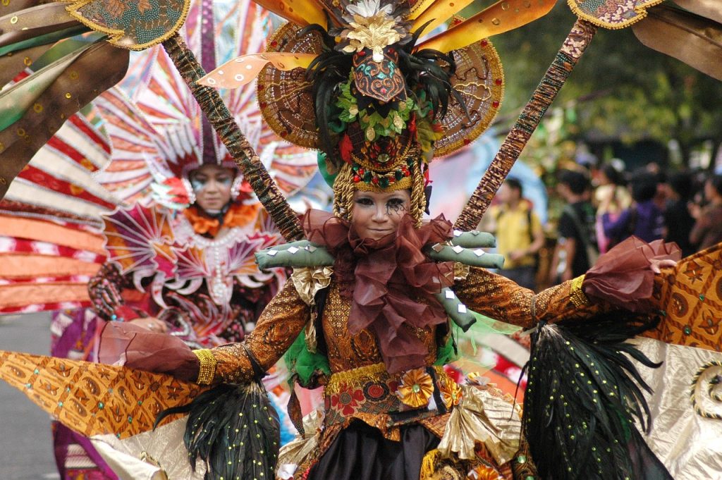 costume traditionnel de carnaval