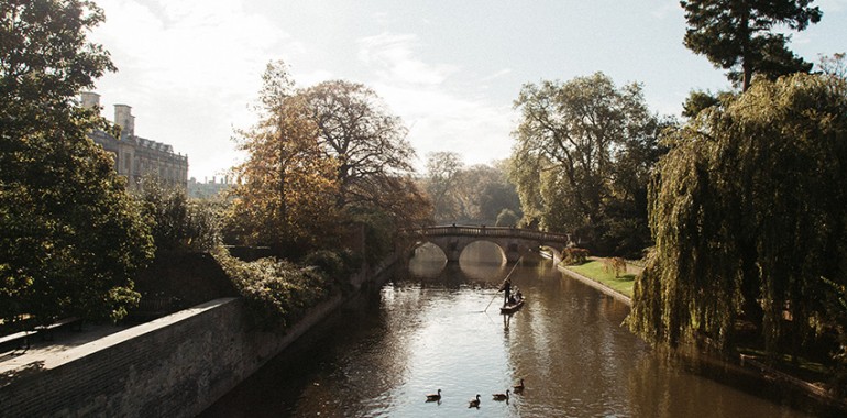 cambridge uk linguistique