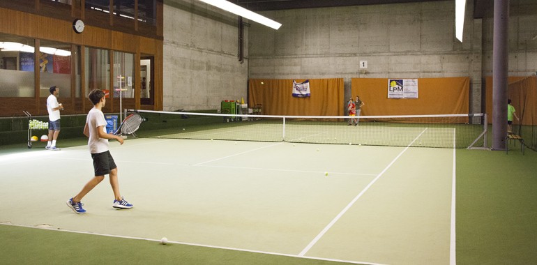 english summer camp tennis en suisse