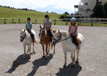 1 semaine d'anglais Junior 8 17 ans + Équitation