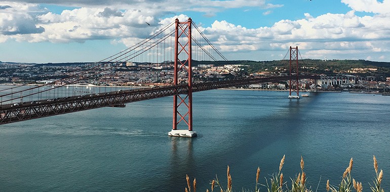 pont lisbonne portugal
